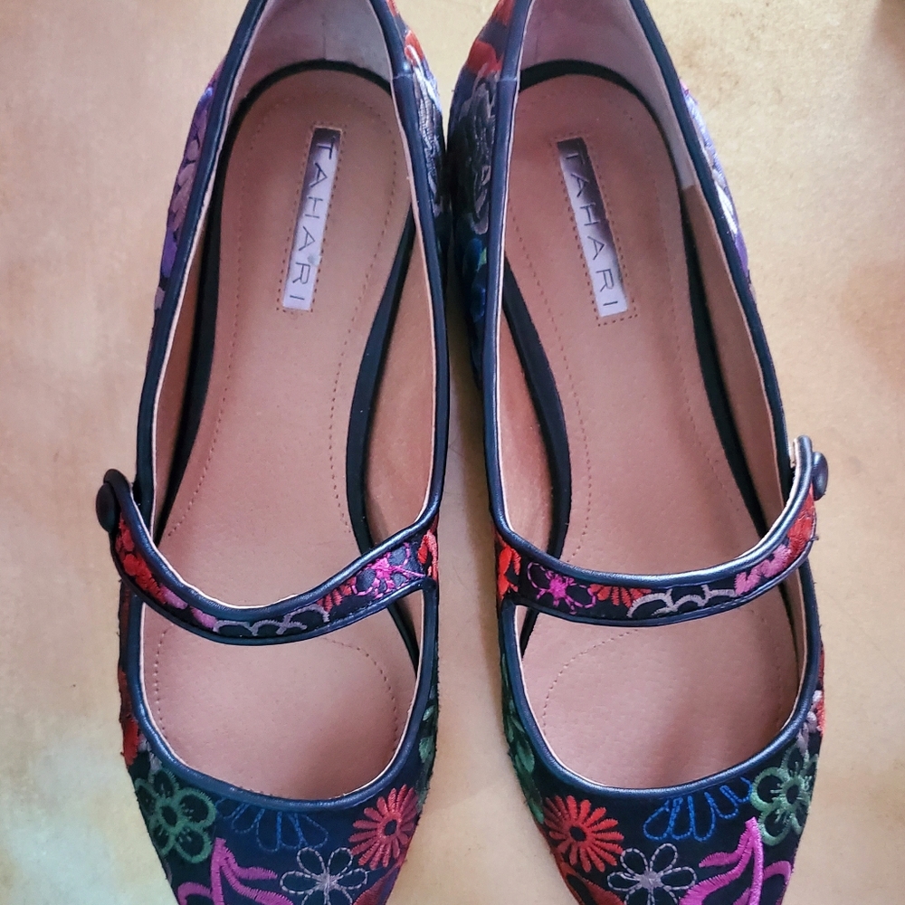 Multicolored Flats - Picture 3 of 4